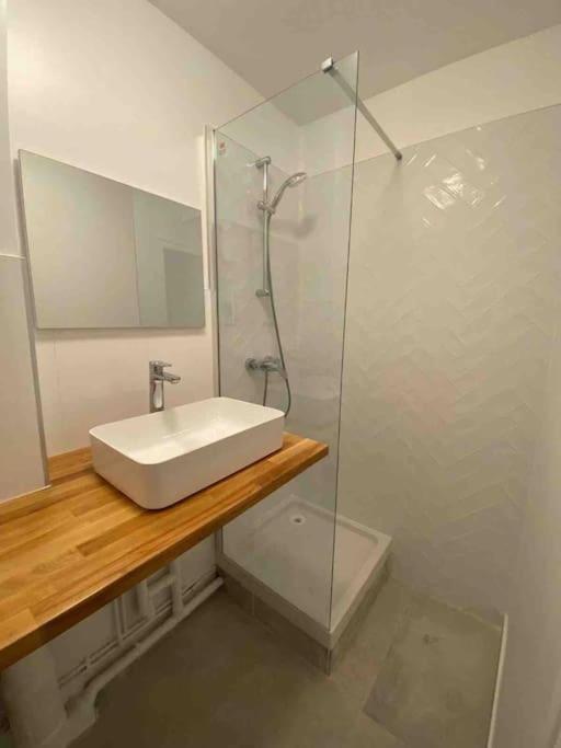 אוברווילייה Superbe Appartement Cosy Paris/Stade De France מראה חיצוני תמונה